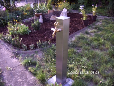 Wassersäule /Wasserhahn für den Garten/ Wasserzapfstelle  mit Messinghahn/ Wasserauslaufhöhe ca 107 cm